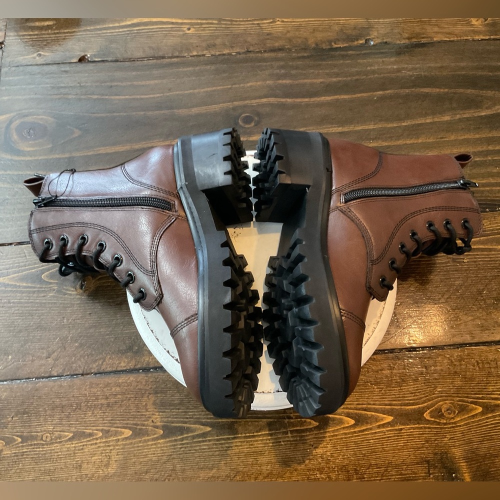 THE DROP Brown Leather Ankle Boots with Rugged Sole - Picture 2 of 8
